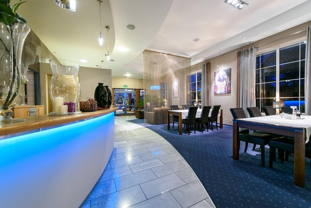 Hotel Nowy Dwor Trzebnica Extérieur photo