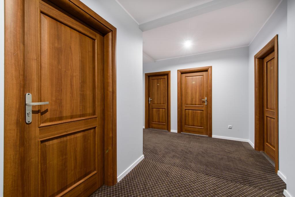 Hotel Nowy Dwor Trzebnica Extérieur photo