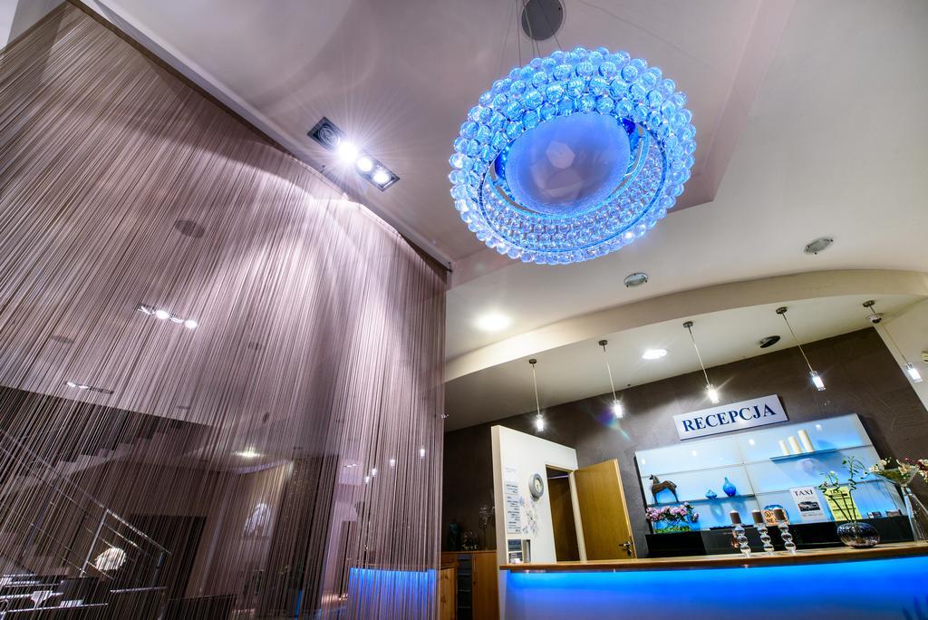 Hotel Nowy Dwor Trzebnica Extérieur photo