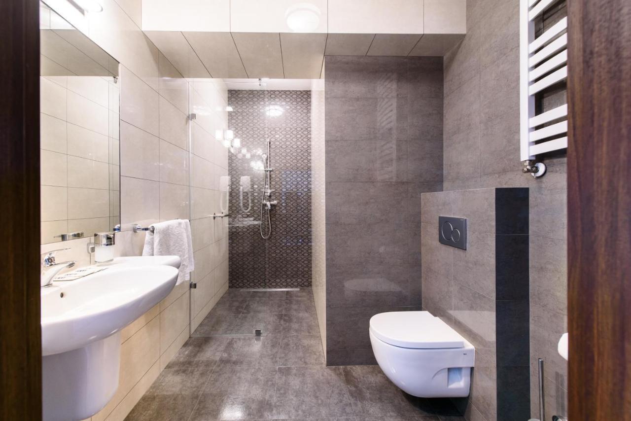 Hotel Nowy Dwor Trzebnica Extérieur photo